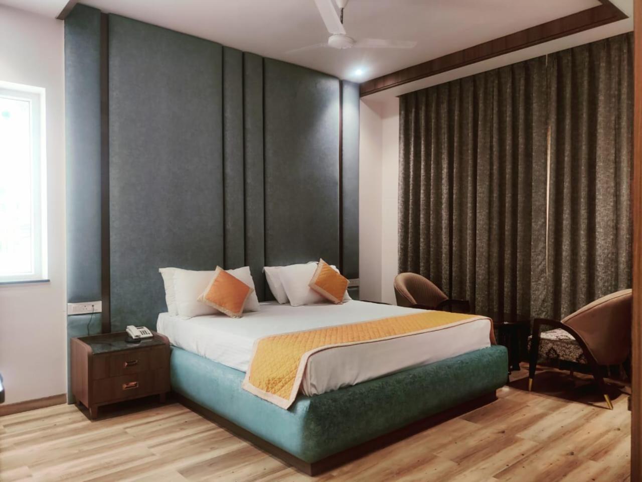 Nirvana Grand Hotel & Resort Gaya Exterior photo