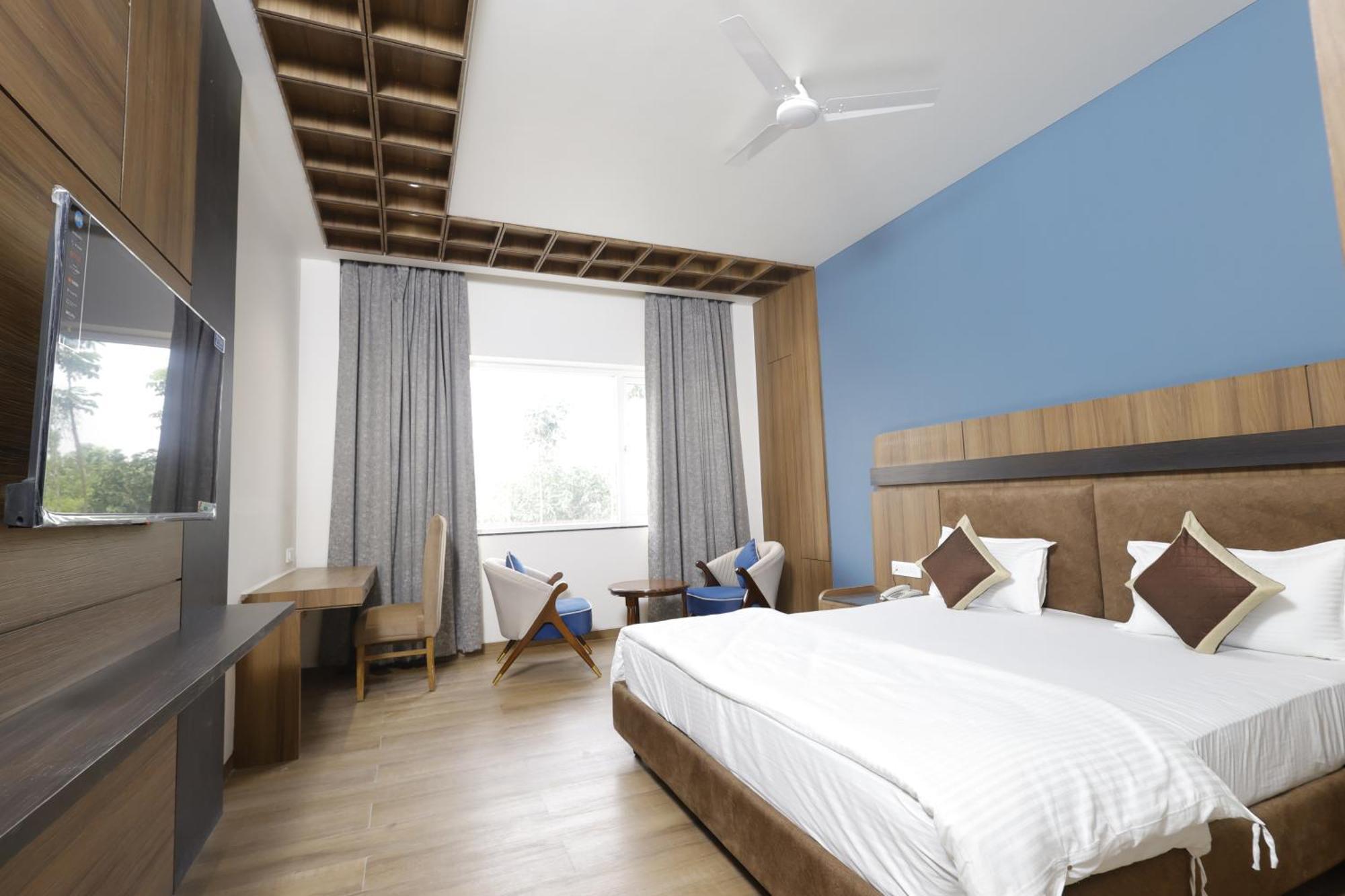 Nirvana Grand Hotel & Resort Gaya Exterior photo